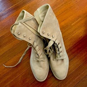 NWOT Dolce Vita Suede lug combat boots Size 8